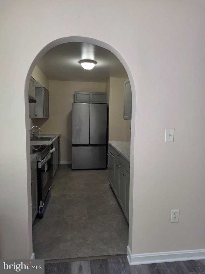213 Biddle Rd - Photo 6 of 30