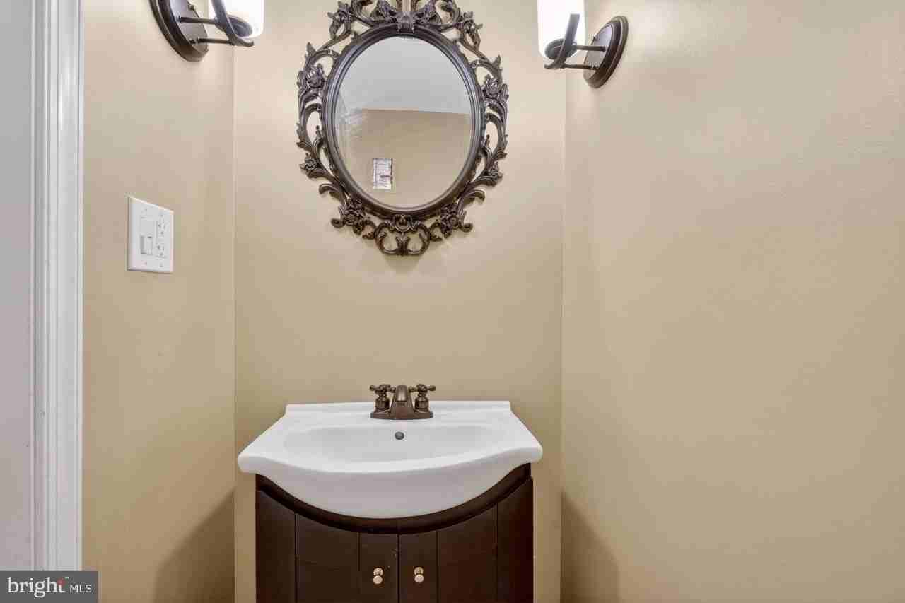 3818 Early Glow Ln - Photo 4 of 43