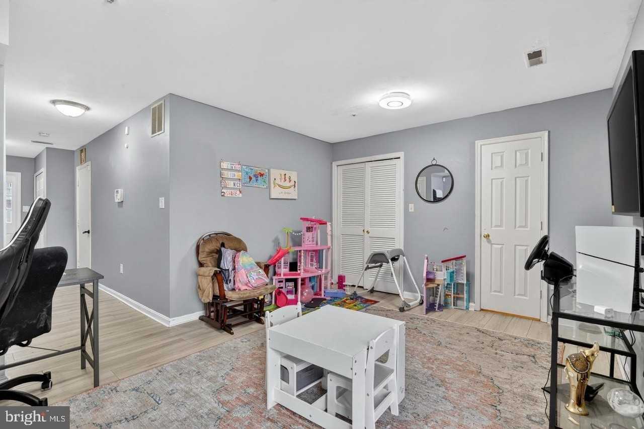 3818 Early Glow Ln - Photo 6 of 43