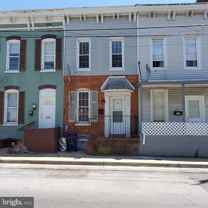 314 S Locust St - Photo 1 of 1