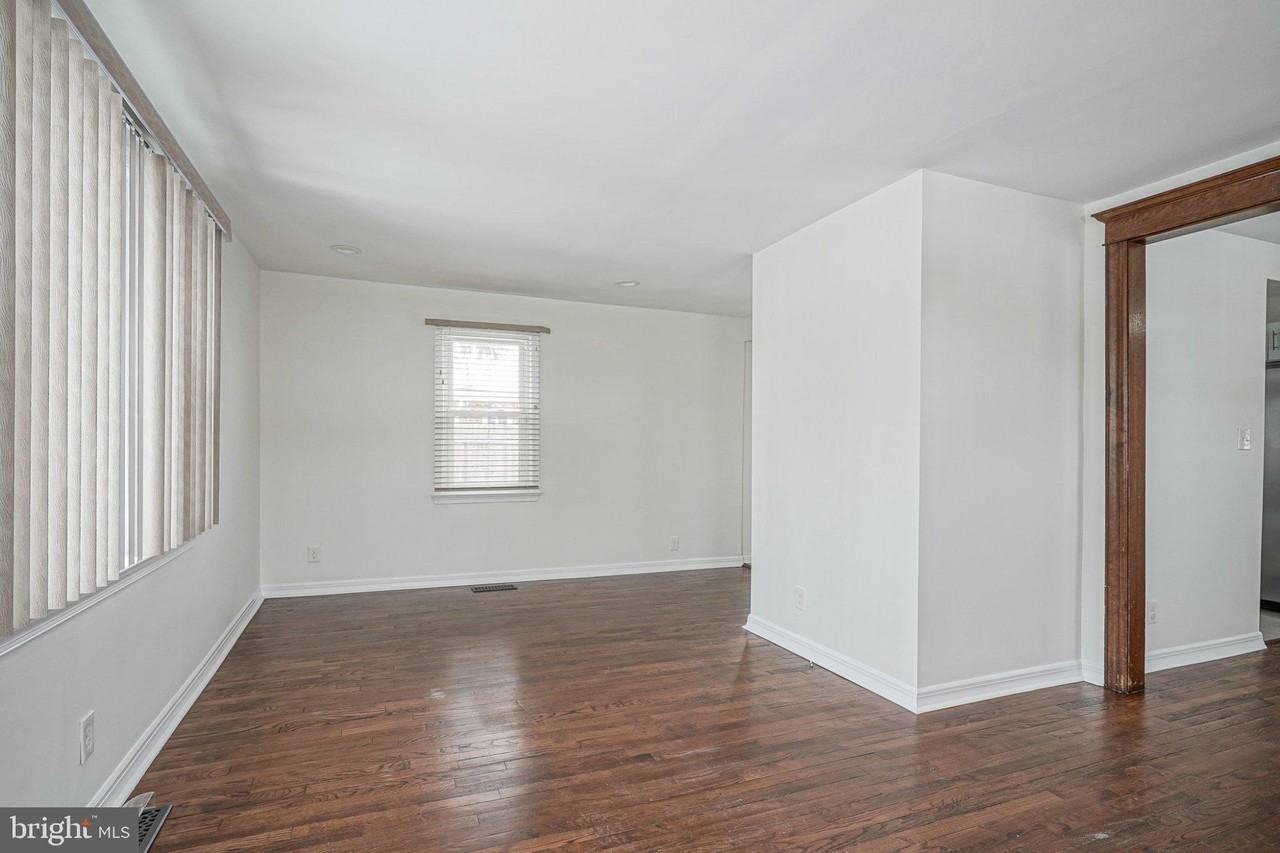 20 E Landing Rd - Photo 6 of 31