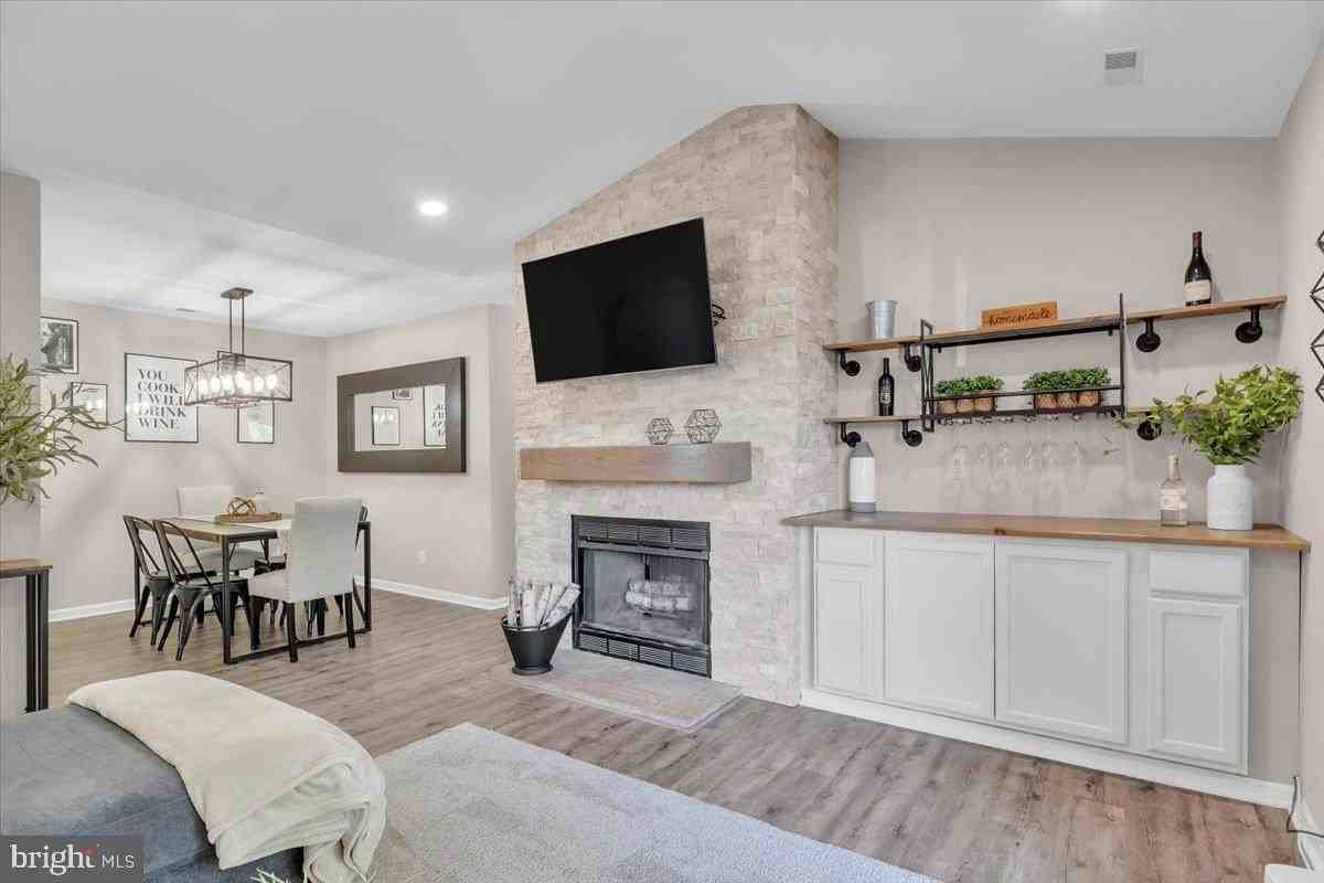 612 Covington Ct - Photo 7 of 22
