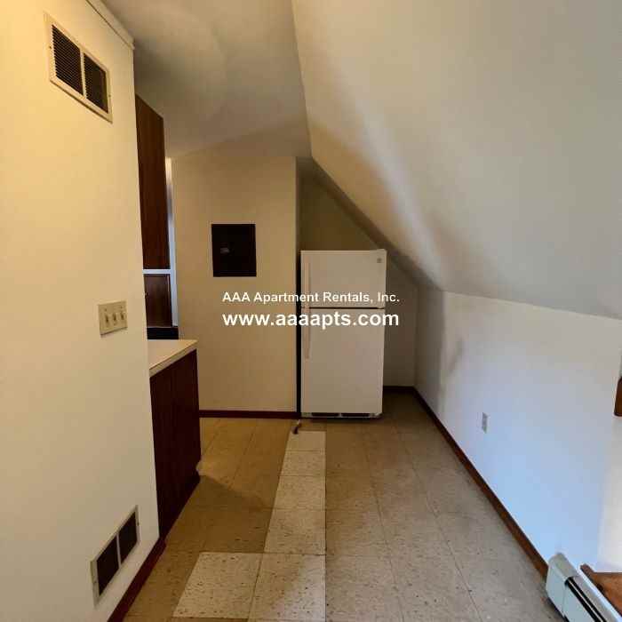 Newhall St #3 - Photo 5 of 13