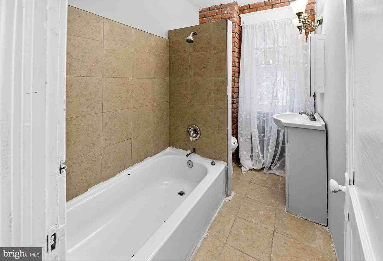 53 Sanhican Dr - Photo 6 of 13