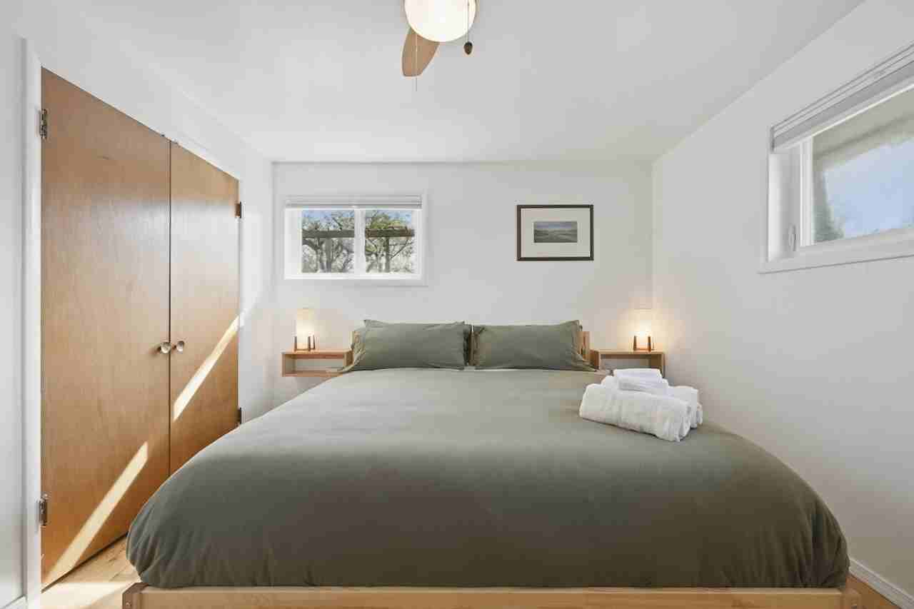 9314 54th Ave S #1588365P - Photo 6 of 39