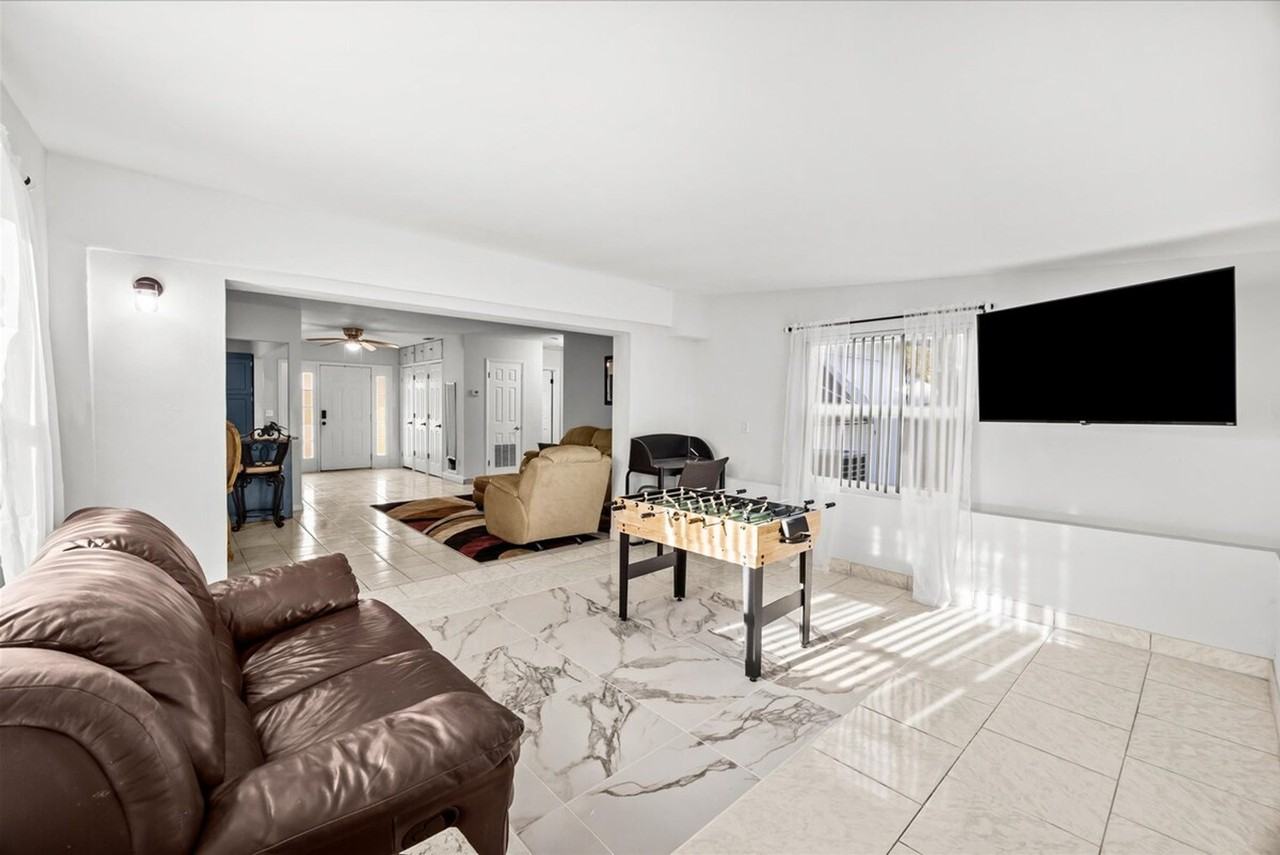 128 Se Prima Vista Blvd #1604422P - Photo 7 of 38
