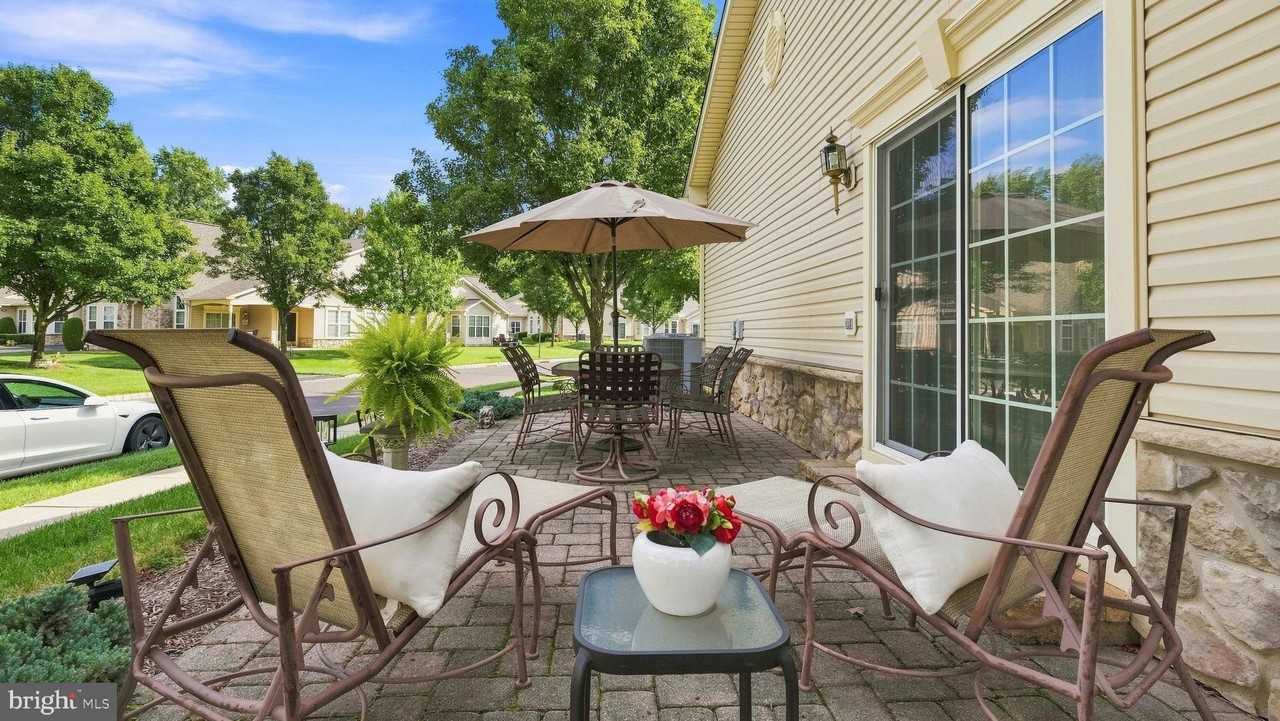 102 Villa Dr #225 - Photo 7 of 39