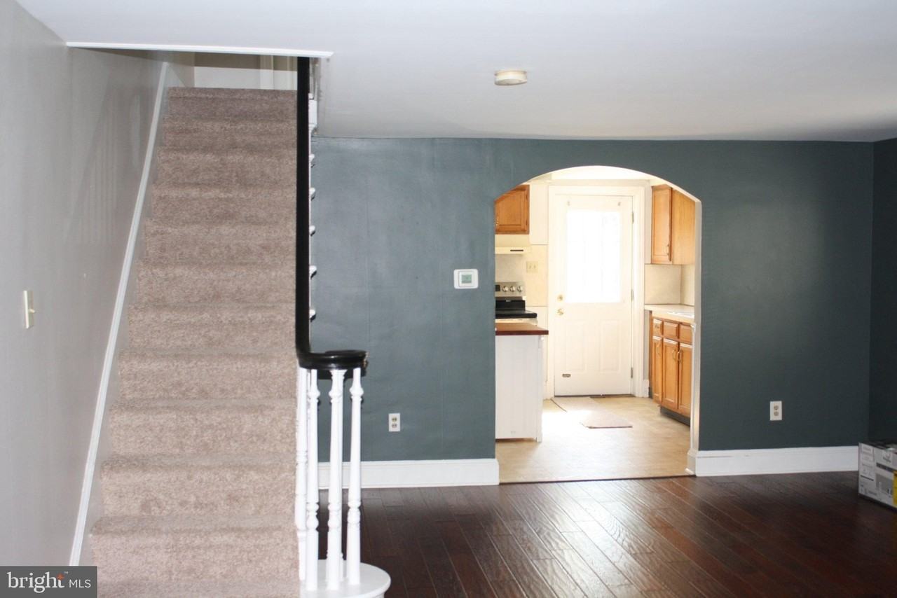 545 Northbrook Rd - Photo 6 of 13