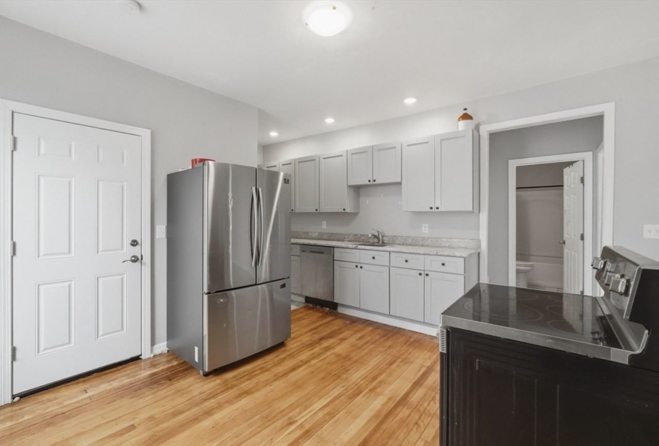 Windsor St #2 - Photo 2 of 10