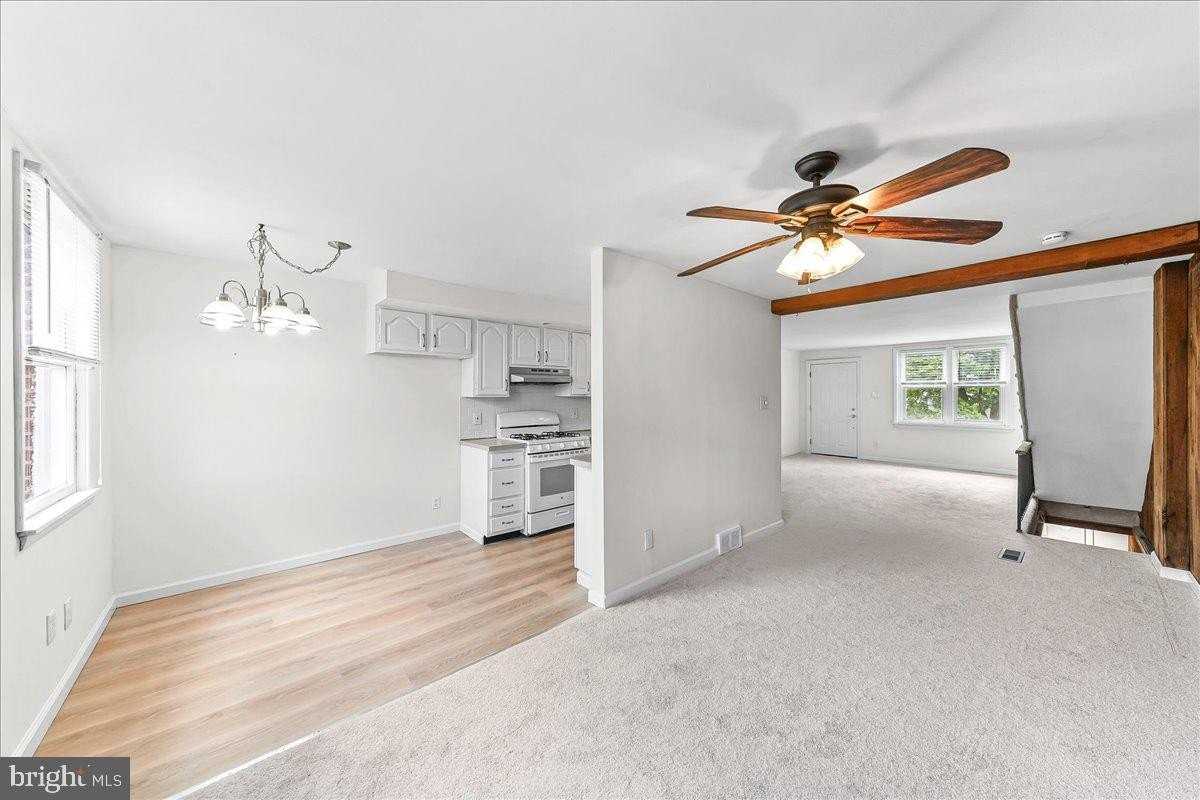 5205 Westbrook Dr - Photo 5 of 13