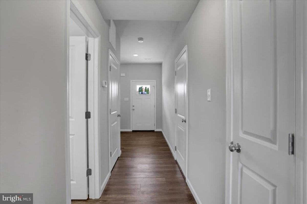 1817 Holly Ln - Photo 4 of 22