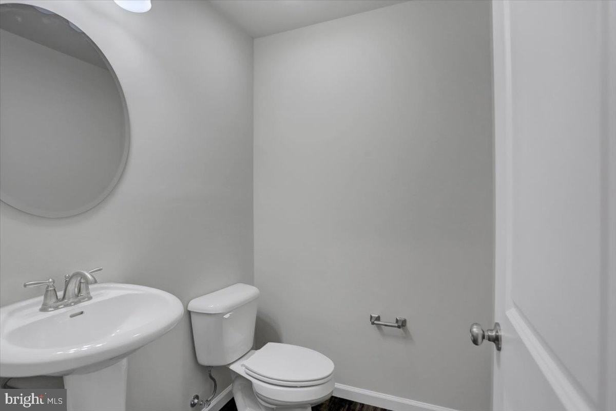 1817 Holly Ln - Photo 5 of 22