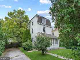 316 Locust Ave - Photo 1 of 1