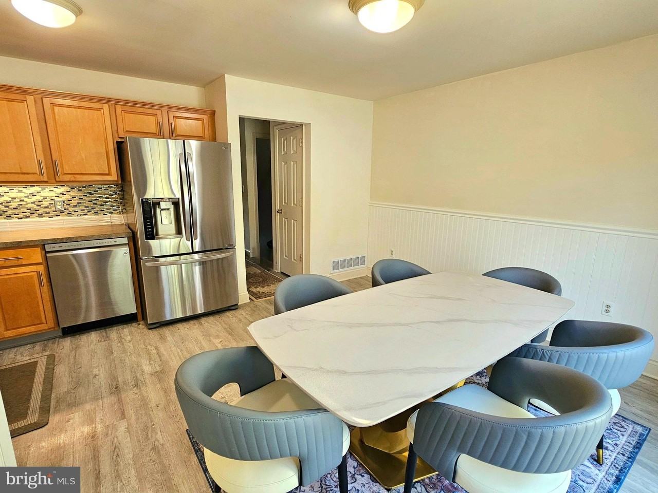 11 Station Ave - Photo 6 of 23