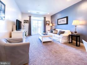 300 W Elm St #2331 - Photo 1 of 1