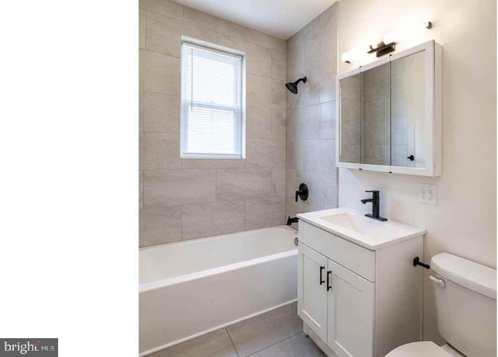 3851 N Broad St #1 - Photo 3 of 6
