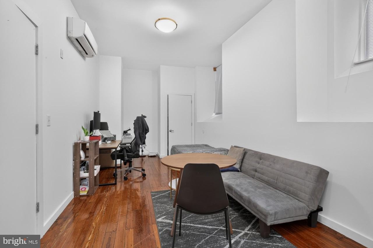 2321 Fitzwater St #102 - Photo 6 of 18