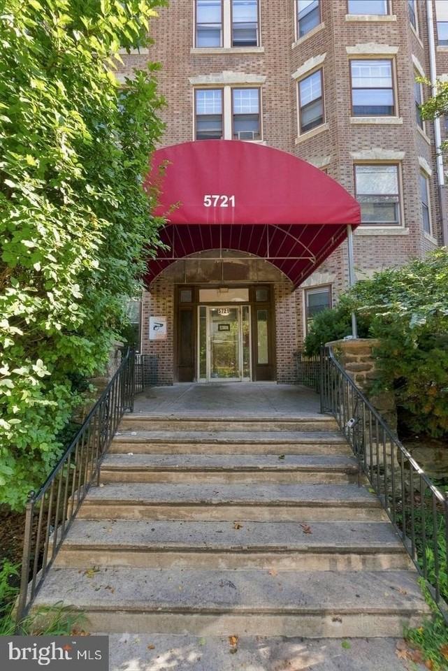 5721 Morris St #404 - Photo 5 of 19