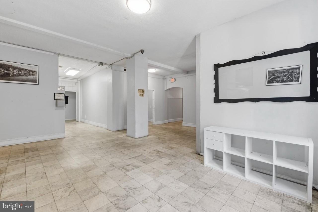 5721 Morris St #404 - Photo 7 of 19