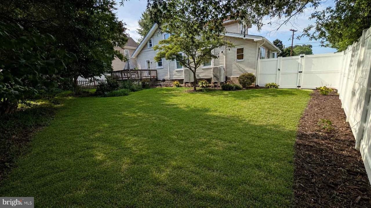 802 S Glebe Rd - Photo 5 of 36
