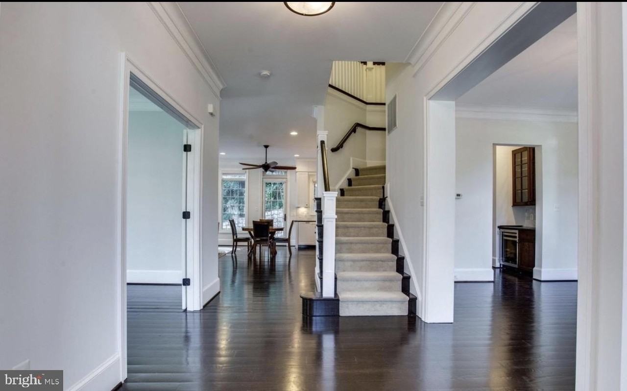 2324 N Quebec St - Photo 3 of 14