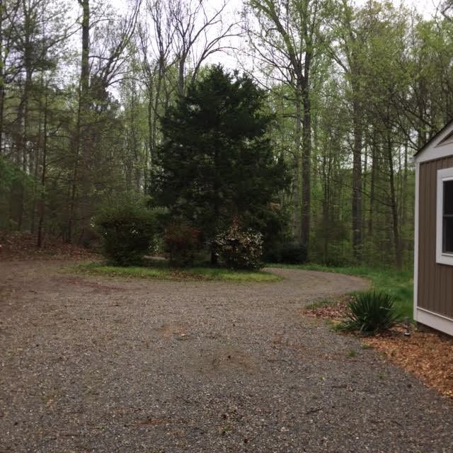 1827 Roundfield Ln - Photo 3 of 28