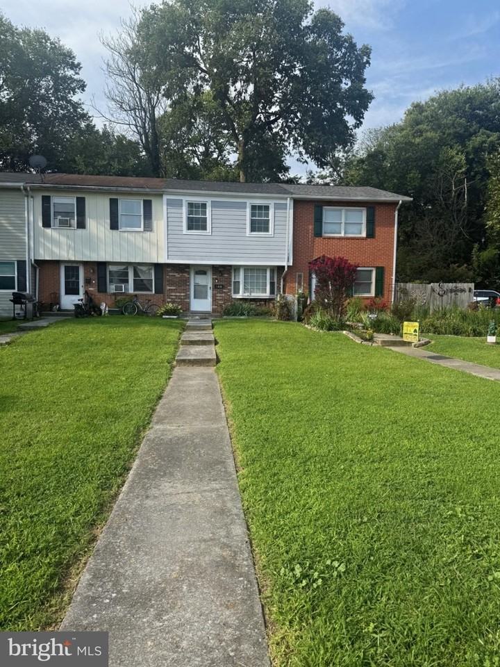 123 Cameron St - Photo 2 of 15