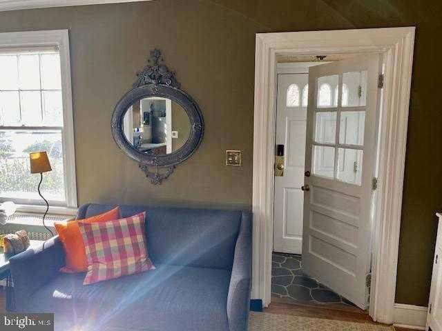 503 Wolfe St - Photo 2 of 19