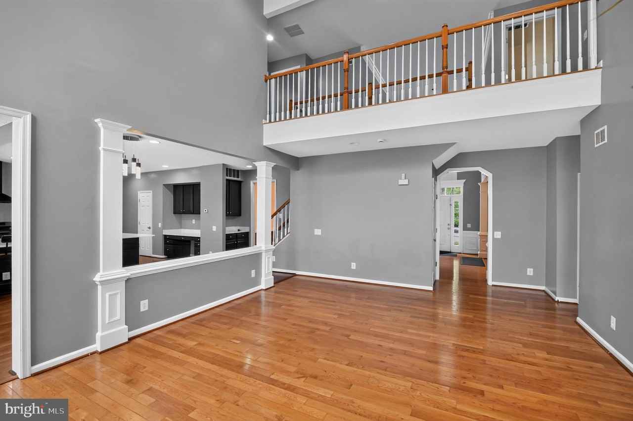 6401 Abingdon Pl - Photo 6 of 23