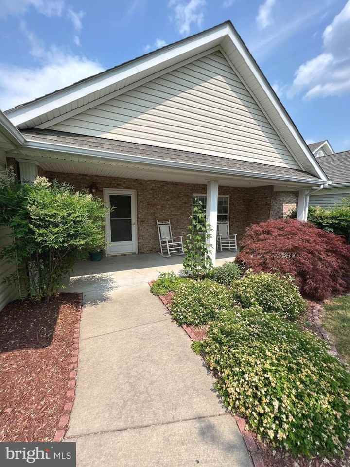 103 Buckwood Ln - Photo 6 of 44
