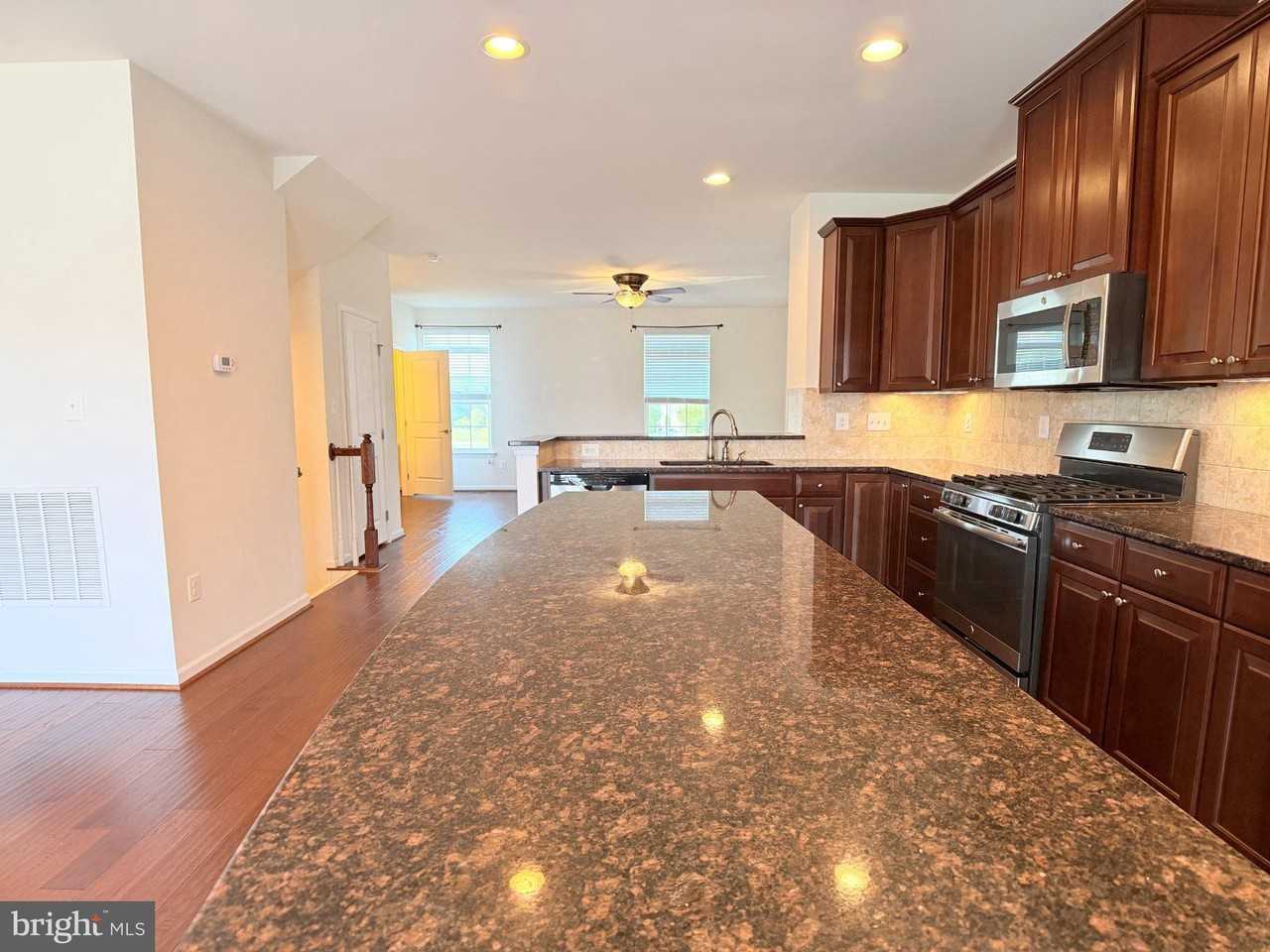 152 Trout Lily Dr - Photo 6 of 33