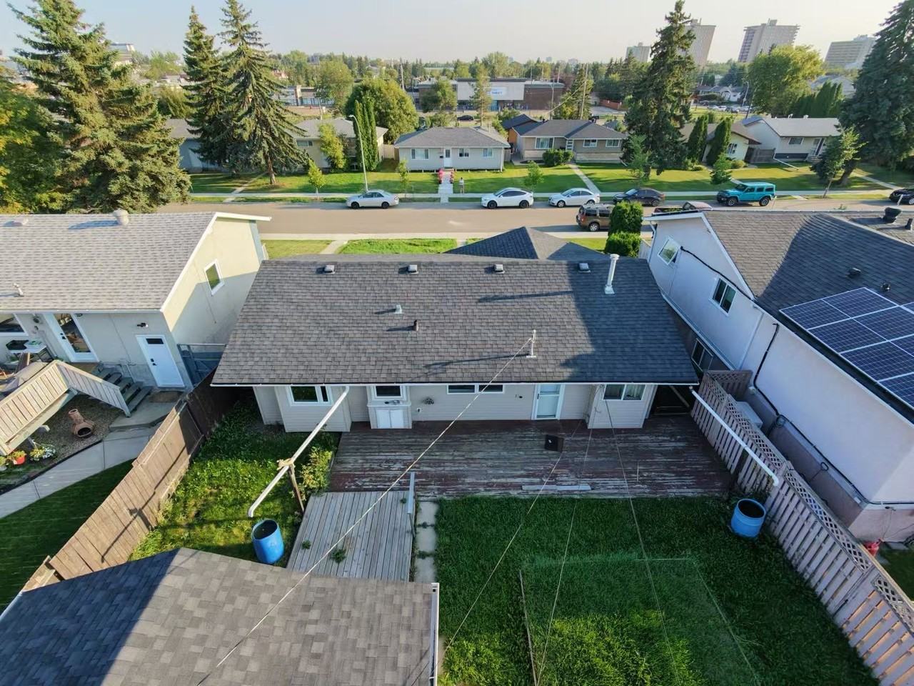 10520 52 Avenue Northwest - Photo 4 of 17