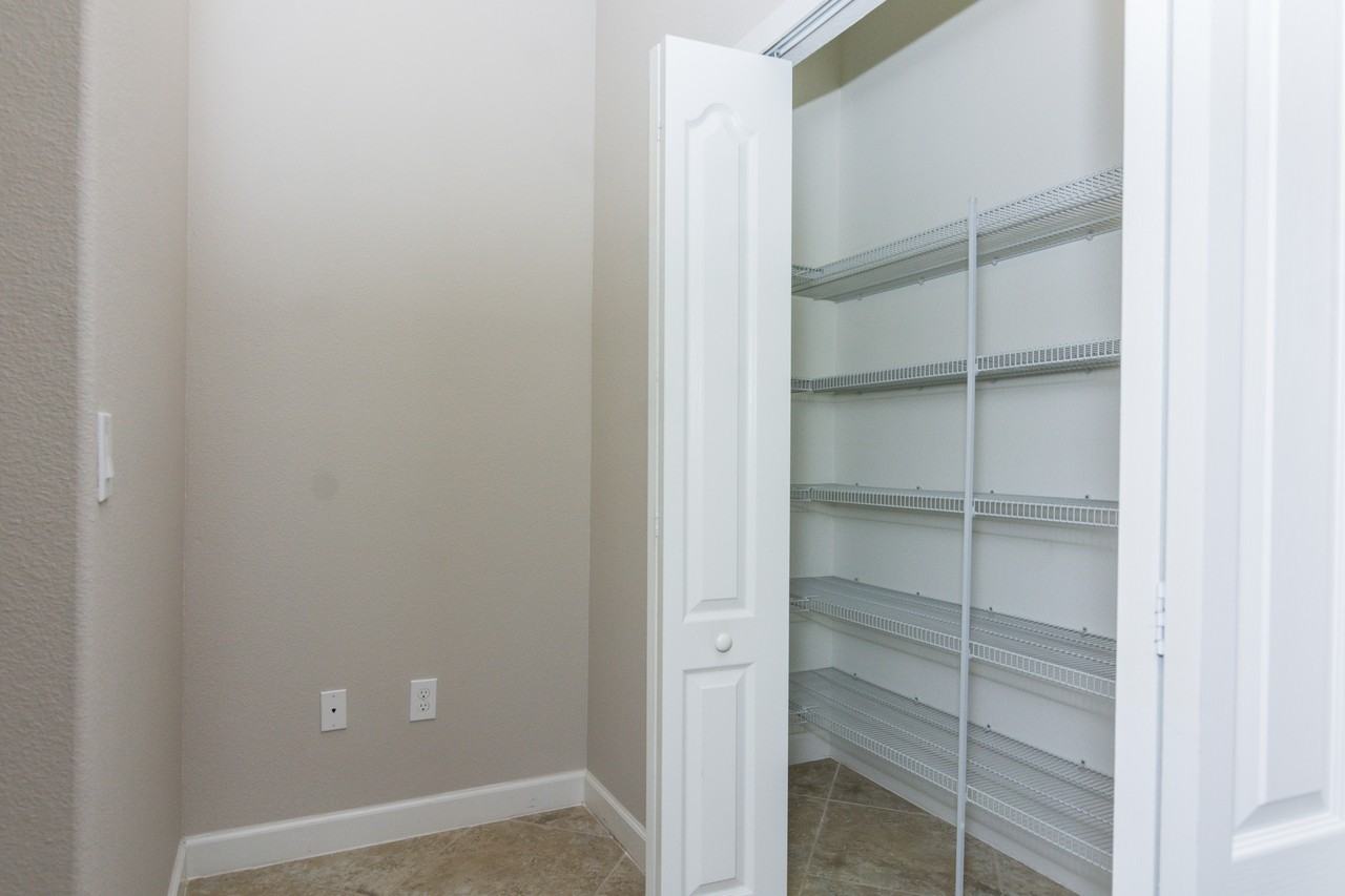 3345 Rodrick Cir - Photo 6 of 28