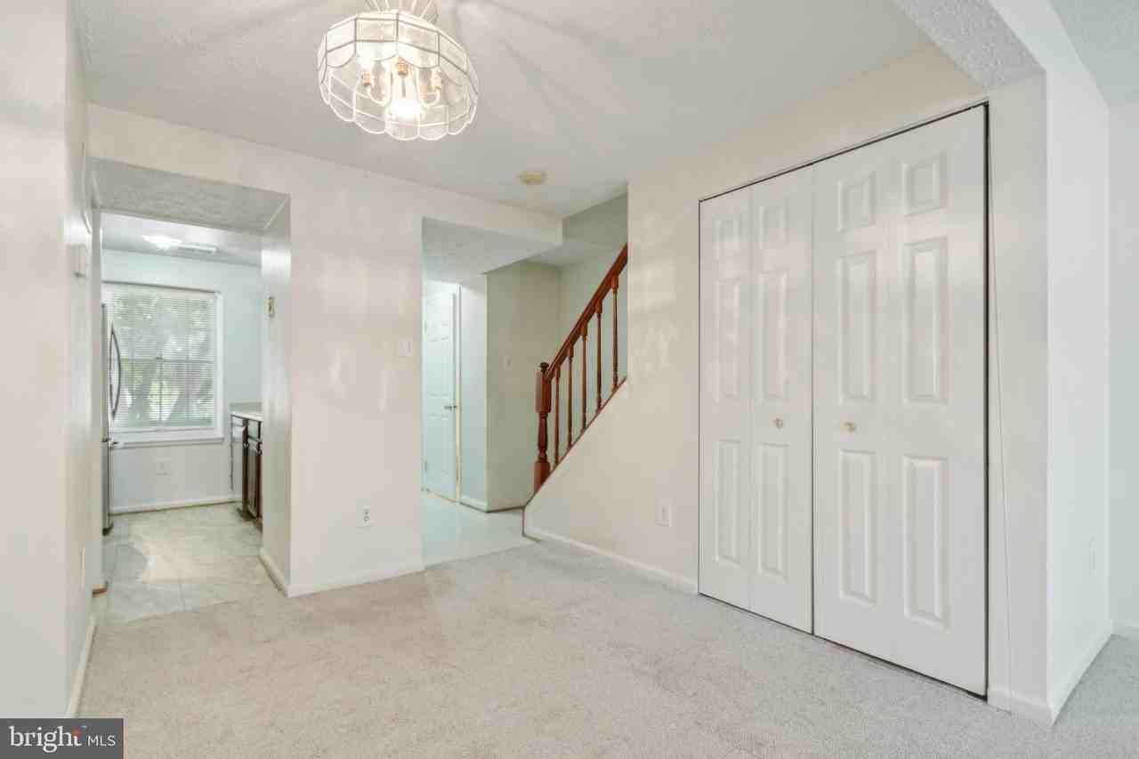8483 Aurora Ct - Photo 7 of 28