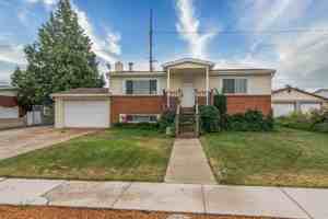 featured image of 1585 W Rundquist Dr #1