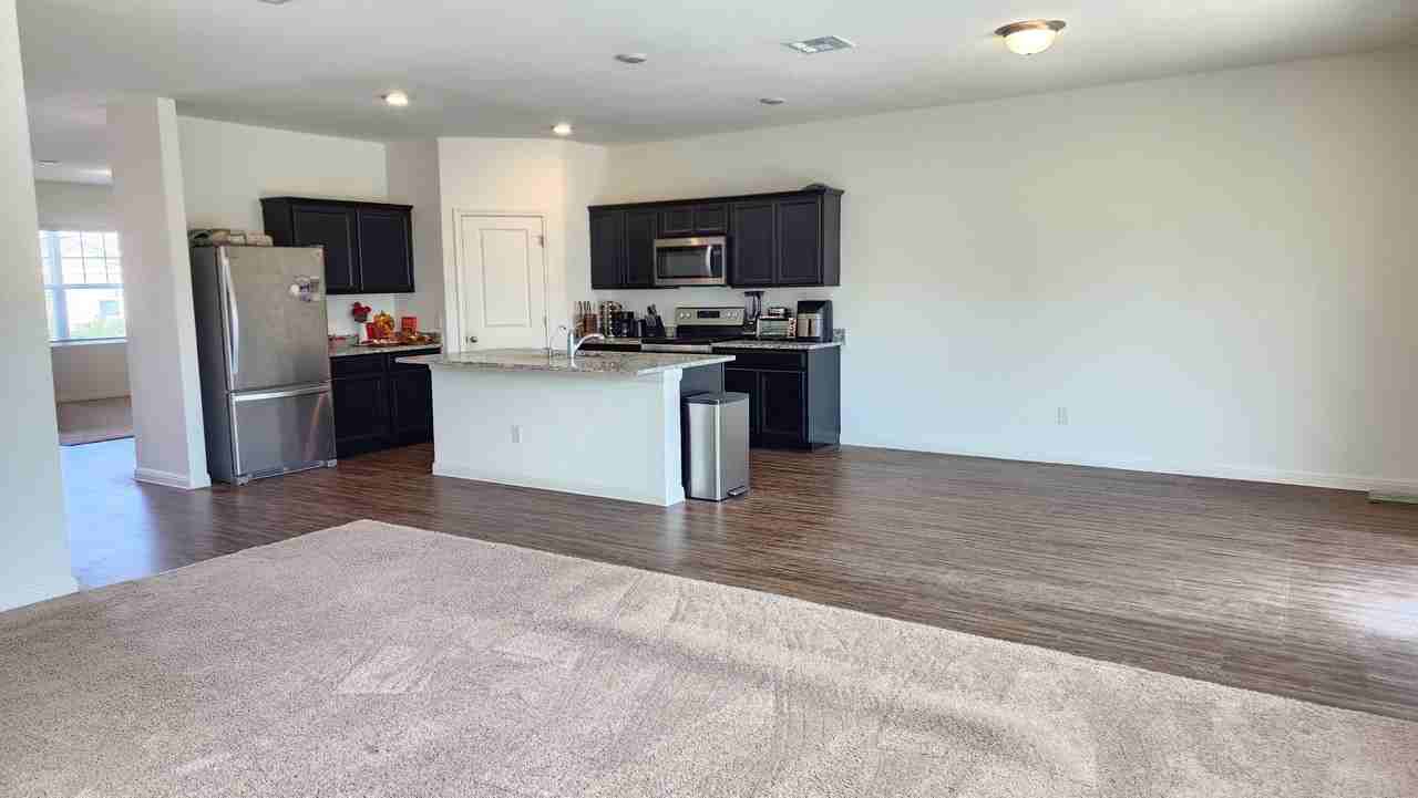 19513 Cloudy Bay Dr #1 - Photo 2 of 10
