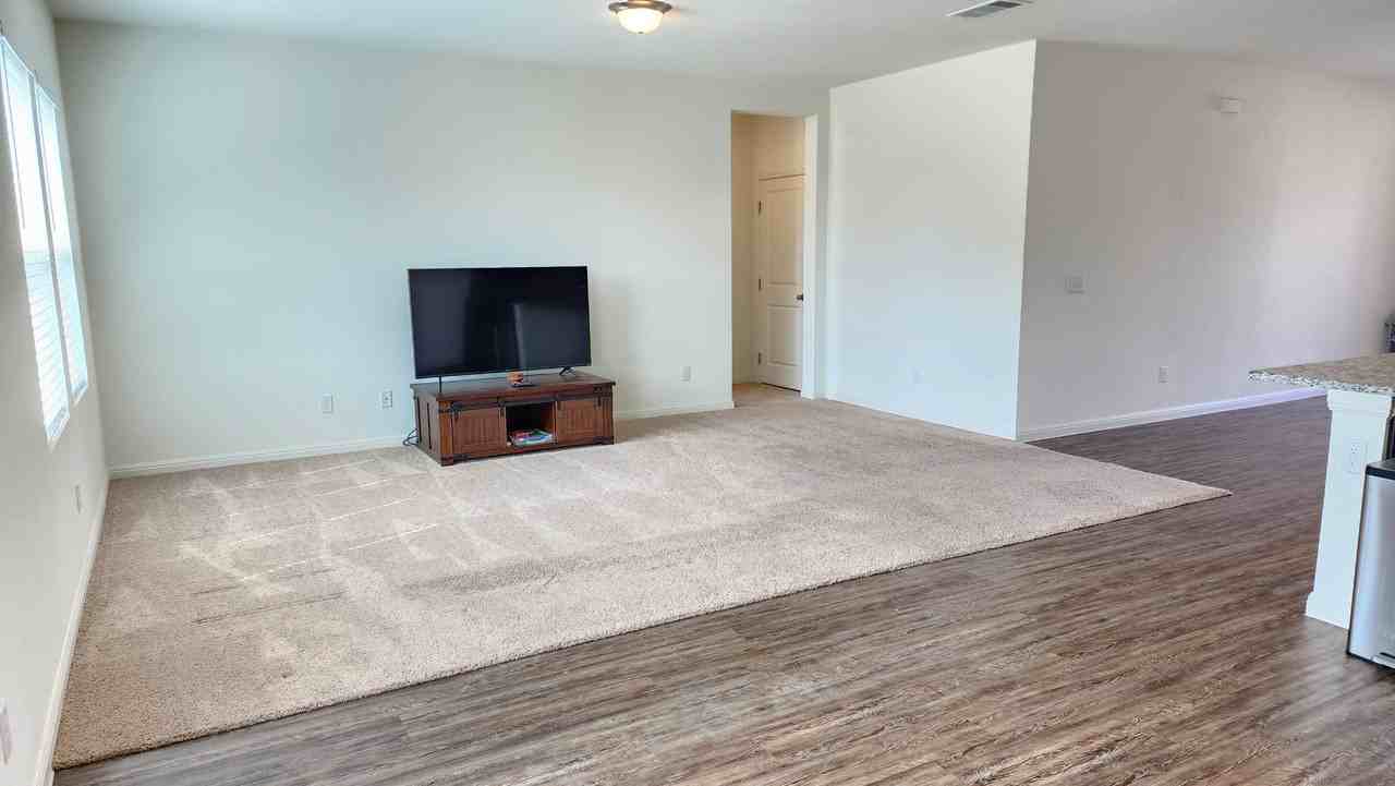 19513 Cloudy Bay Dr #1 - Photo 5 of 10
