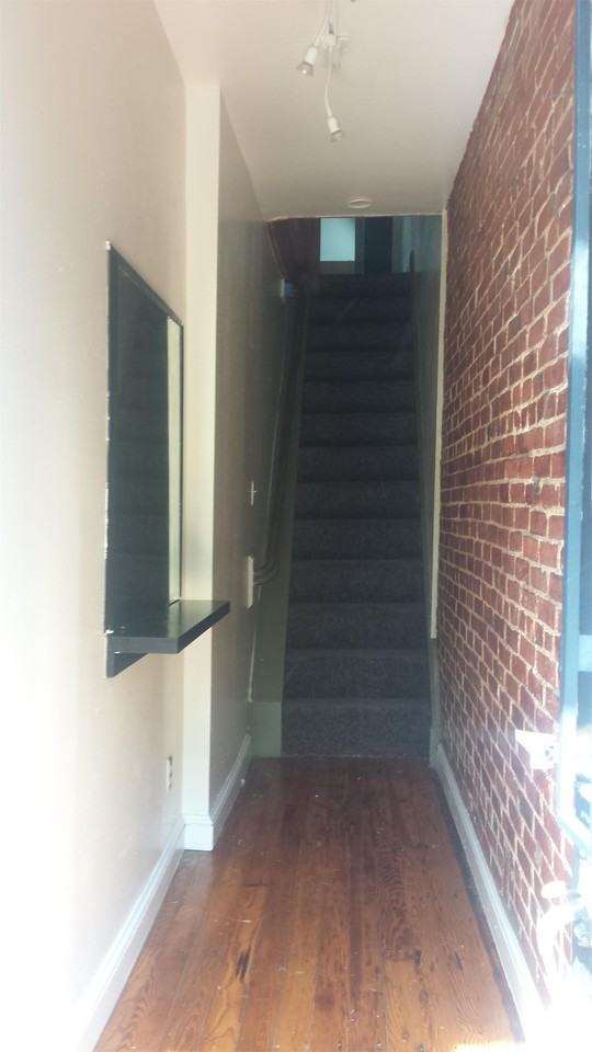 111 W 13th St #A - Photo 7 of 9