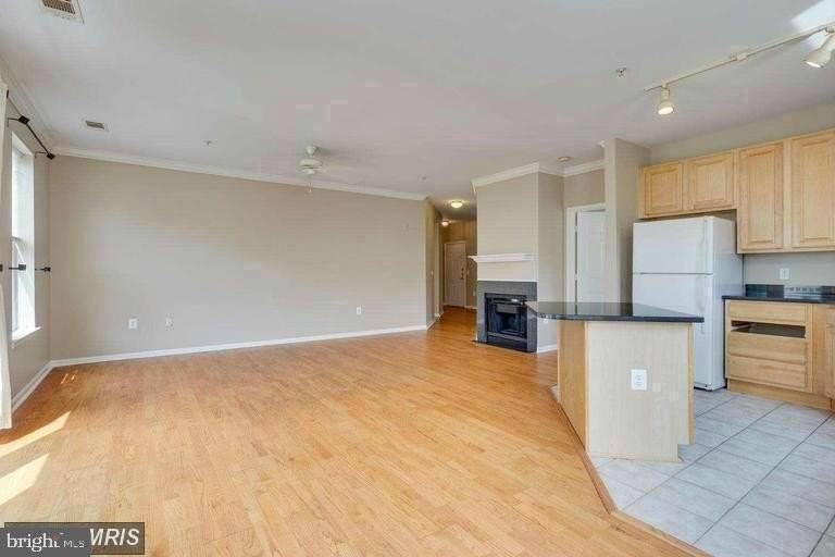 2765 Centerboro Dr #348 - Photo 5 of 14