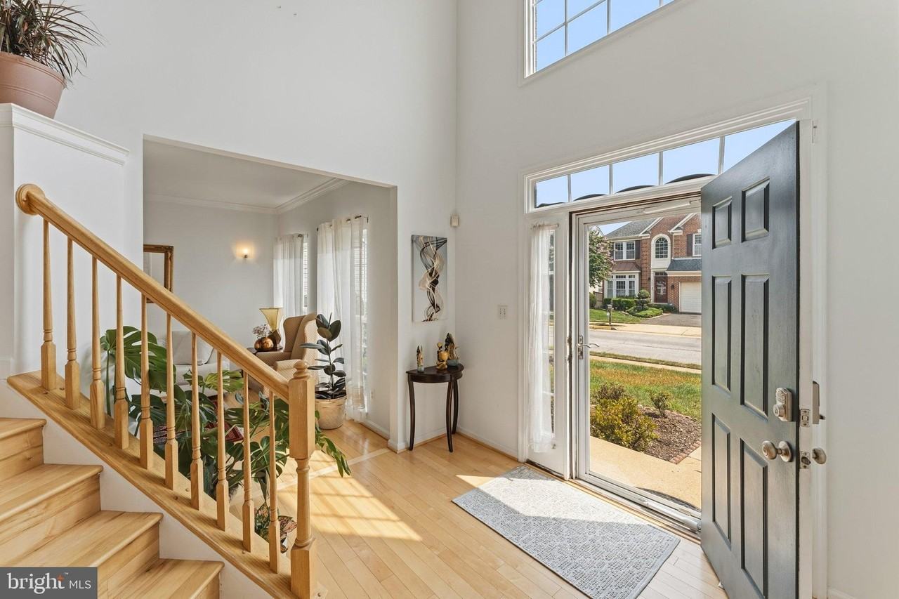 7887 Cranford Farm Cir - Photo 5 of 36