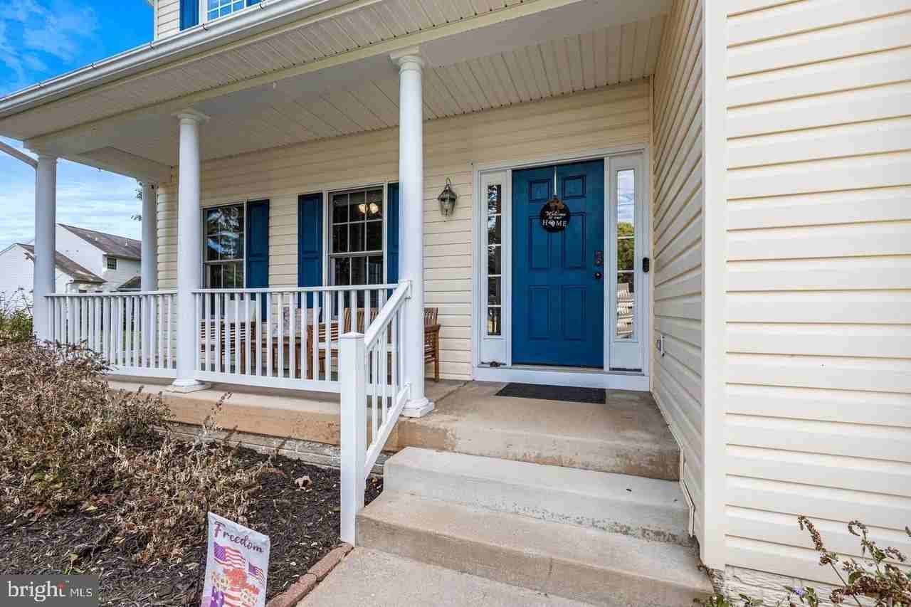 6835 Anderson Ct - Photo 3 of 50