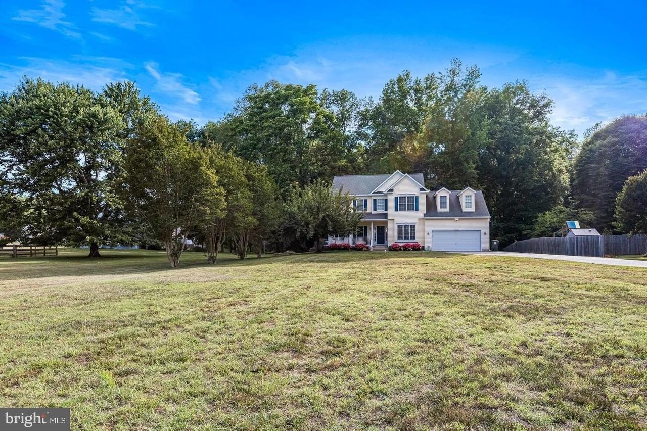 6835 Anderson Ct - Photo 4 of 50