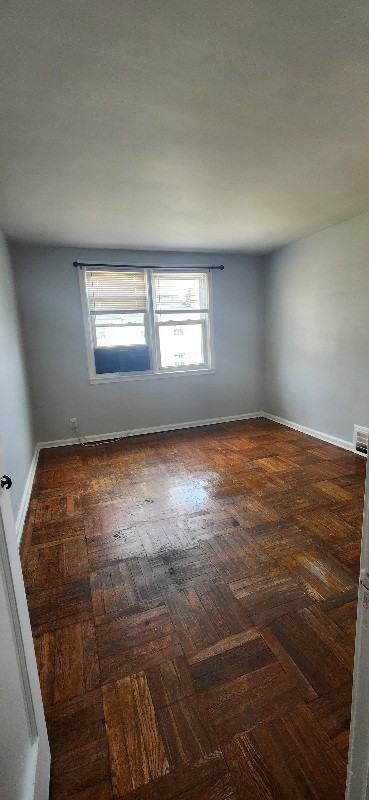 3105 W 2nd St #2 - Photo 3 of 14