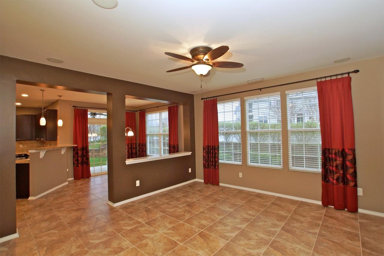 1802 Whirlaway Ct #1 - Photo 4 of 24