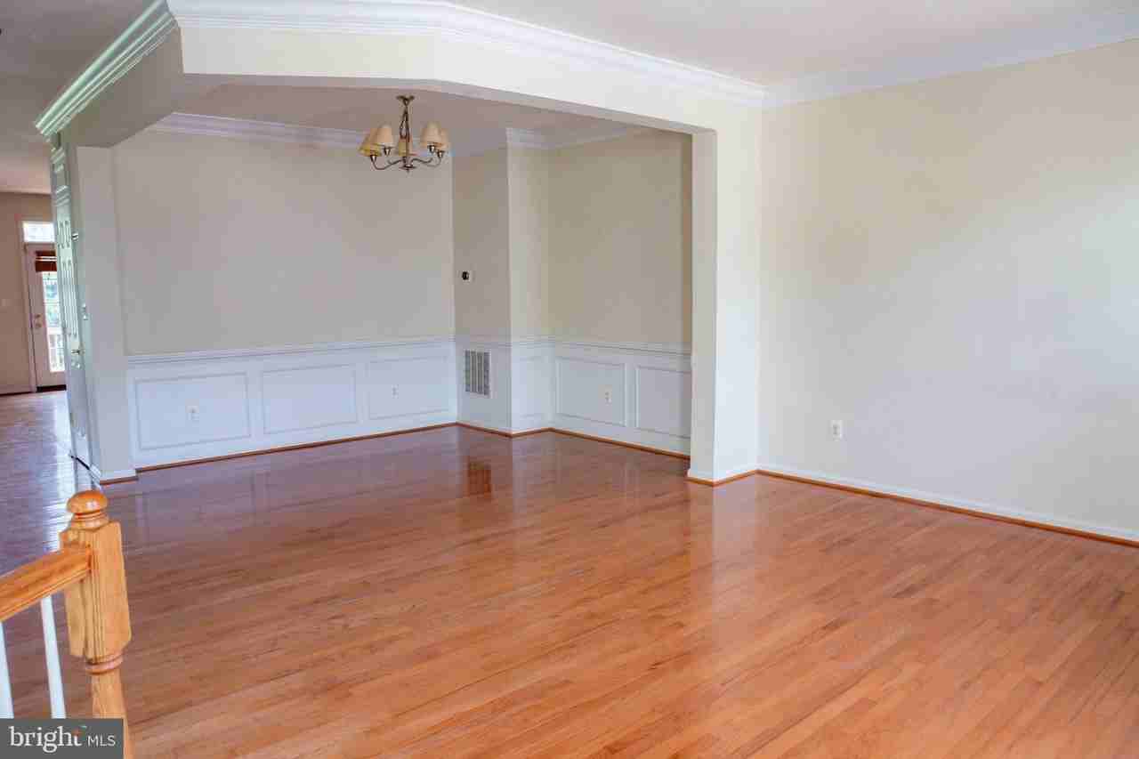 43022 Rundle Ter - Photo 5 of 15