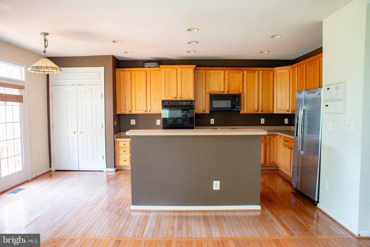 43022 Rundle Ter - Photo 7 of 15