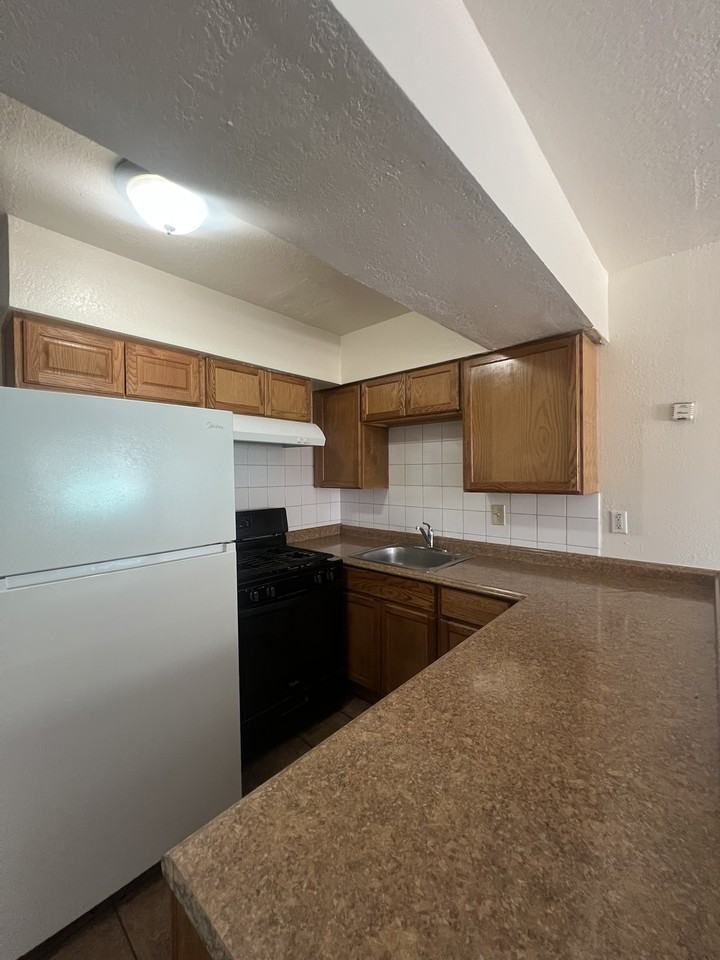 3870 Pioneer Trl #13 - Photo 6 of 12