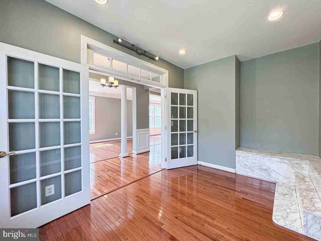 22827 Oakgrove Rd - Photo 6 of 50