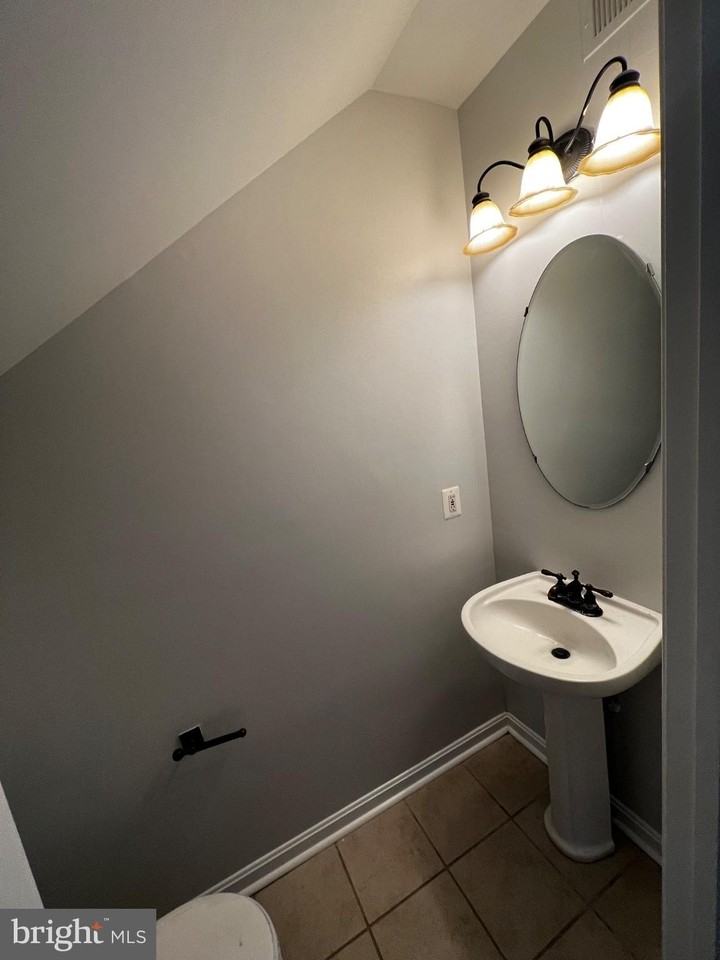 44211 Litchfield Ter - Photo 6 of 21
