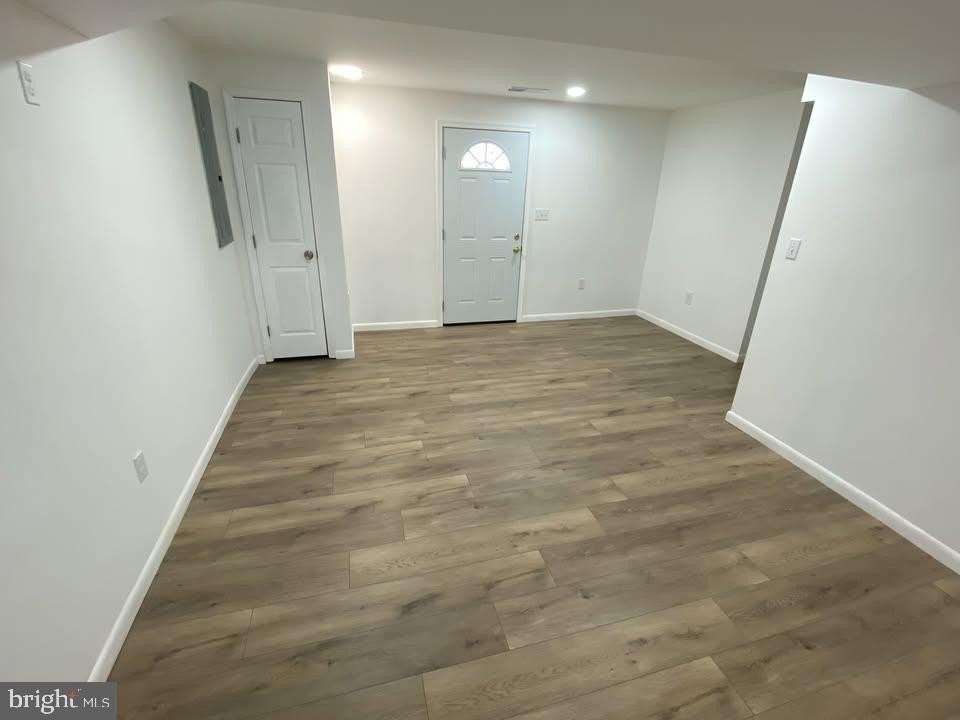 8859 Old Lewis Ct - Photo 7 of 17